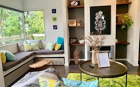 Ribbonwood Treetops Cottage